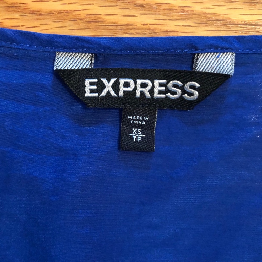 Express Tunic - Picture 2 of 6